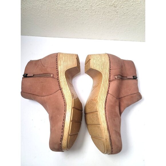 Dansko Women's Tan Leather Ankle Boots With Side Zipper Size 39 - Picture 6 of 16